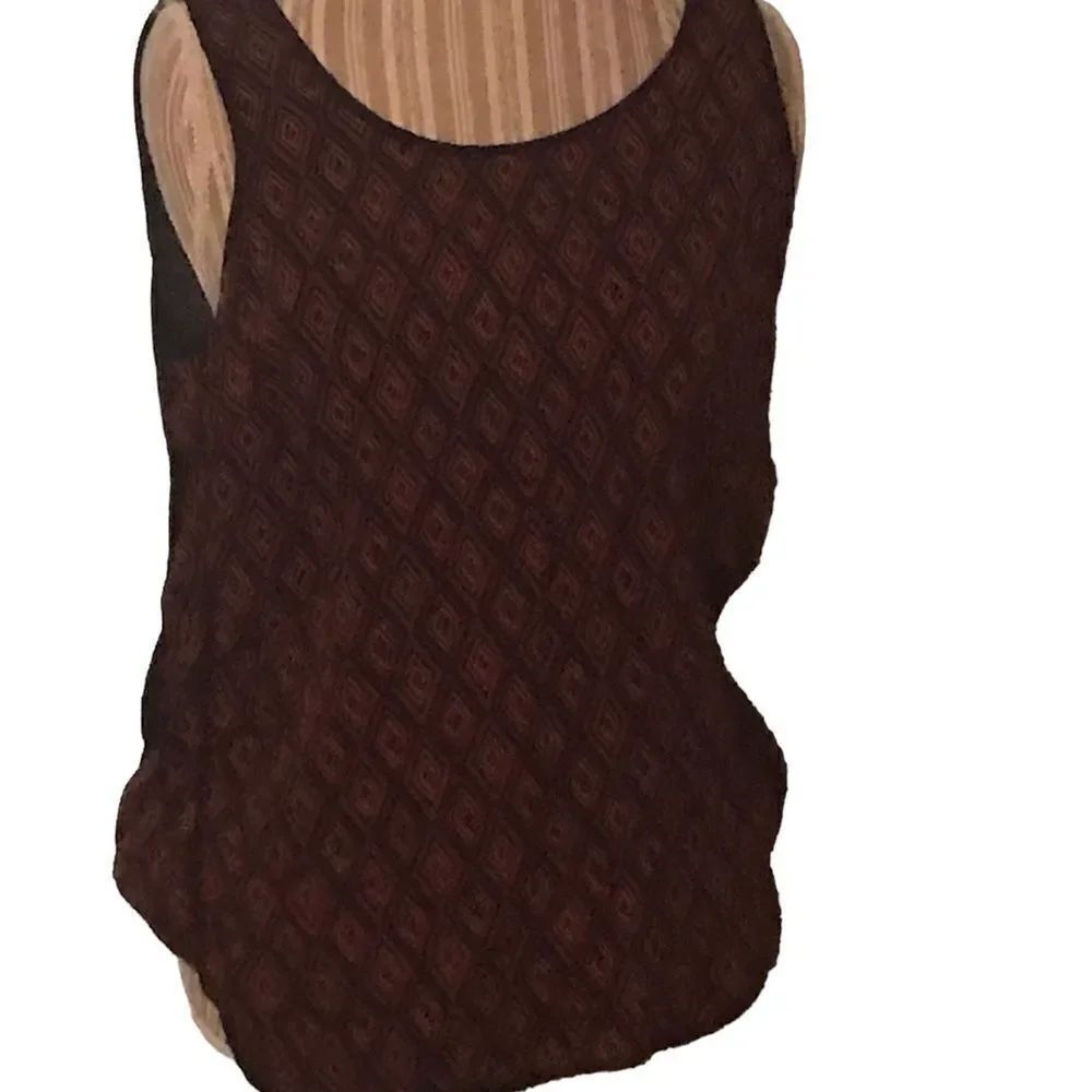 GAP ladies size large tank excellent condition futon see pictures